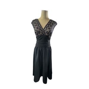 "JESSICA HOWARD" Babydoll Black Lace SZ 8 Dark Romance Goth Sexy Dress Midi‎